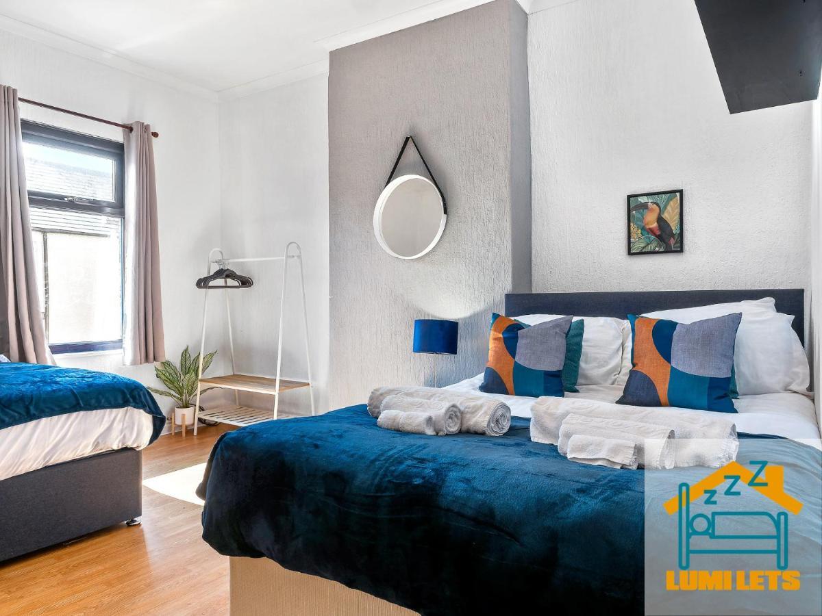 2Br Home In Barrow-In-Furness Sleeps 8 Close To Bae Systems, Hospital, Lakes Kültér fotó