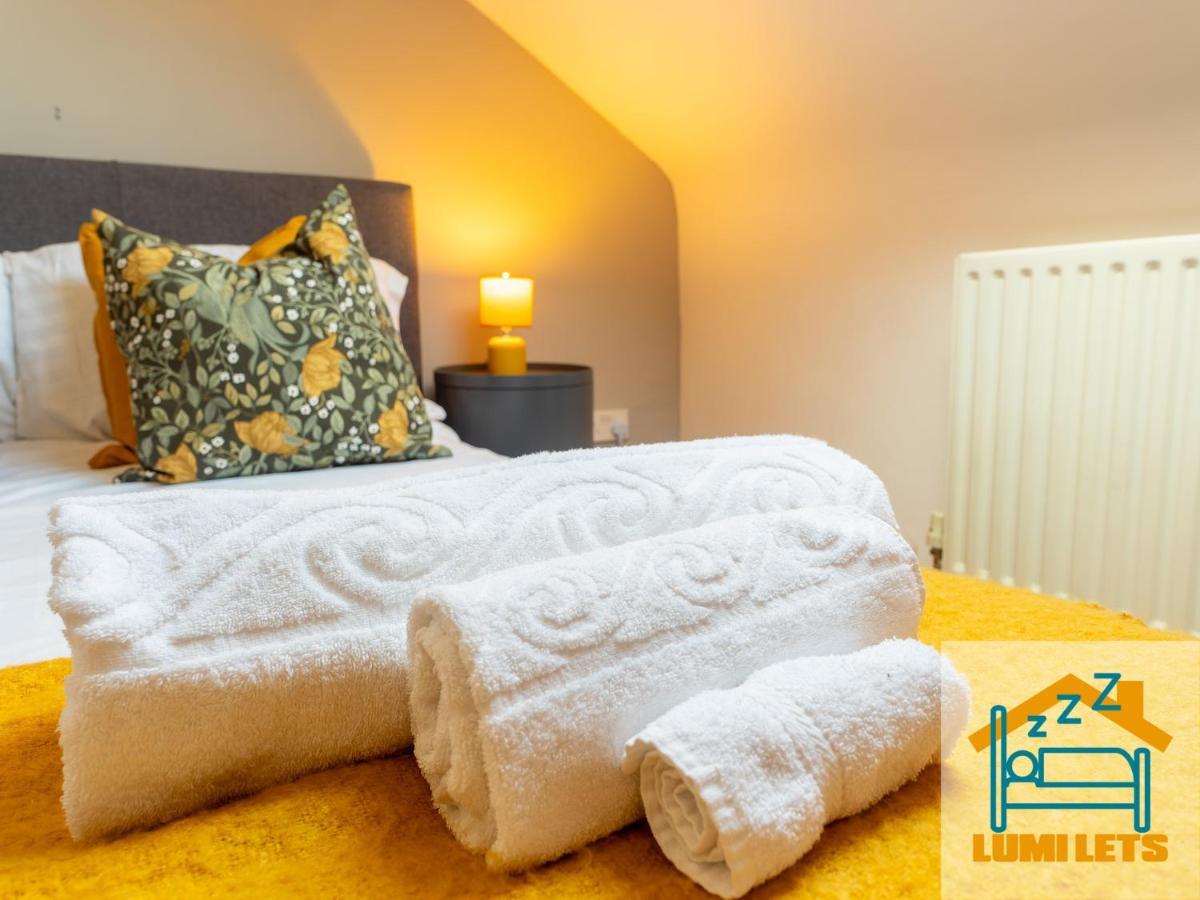 2Br Home In Barrow-In-Furness Sleeps 8 Close To Bae Systems, Hospital, Lakes Kültér fotó